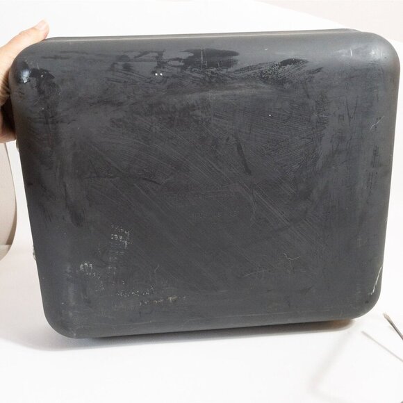 Calphalon Contemporary Hard Anodized Nonstick 16-Inch Roasting Pan - Picture 11 of 13